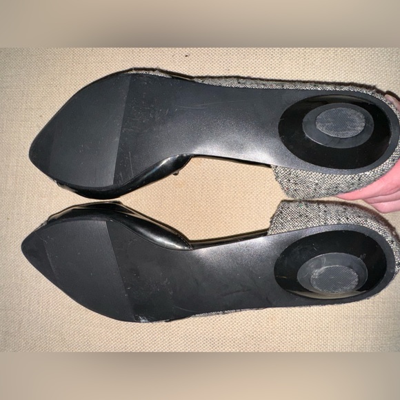 Torrid Women’s tweed kitten heel shoe - Picture 2 of 2